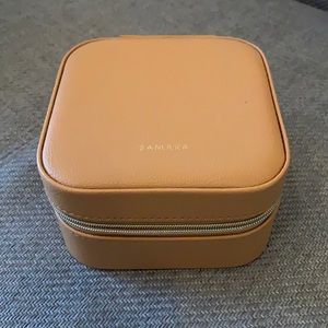 Samara jewelry box